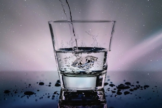 礦泉水VS自來水，到底喝哪種水更好？科普動漫制作