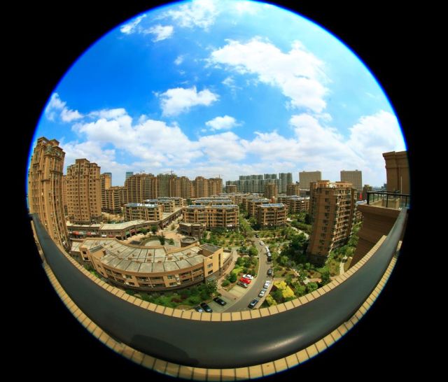 如果是一點(diǎn)透視的話，兩邊視角的物體是絕對看不到的。.jpg